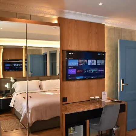 Moenia Boutique 4* Durrës