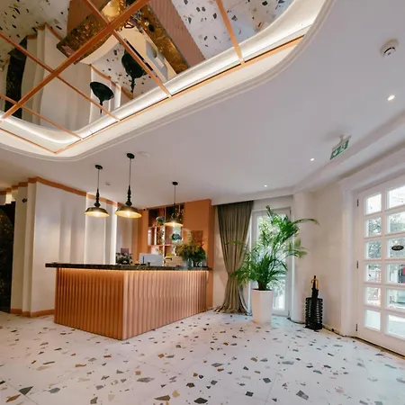 Moenia Boutique 4* Durrës