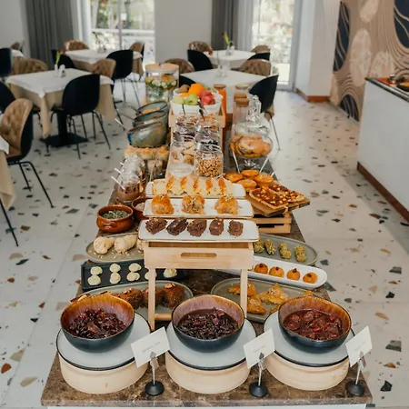 Moenia Boutique 4* Durrës