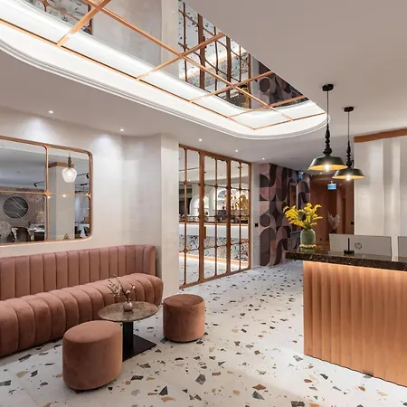 Hotel Giulia 4*