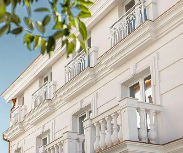 Moenia Boutique 4* Durrës