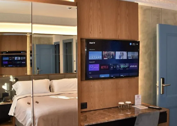 Otel Moenia Boutique Dıraç