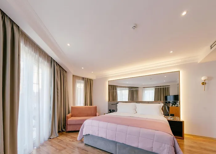 Moenia Boutique 4* Durrës